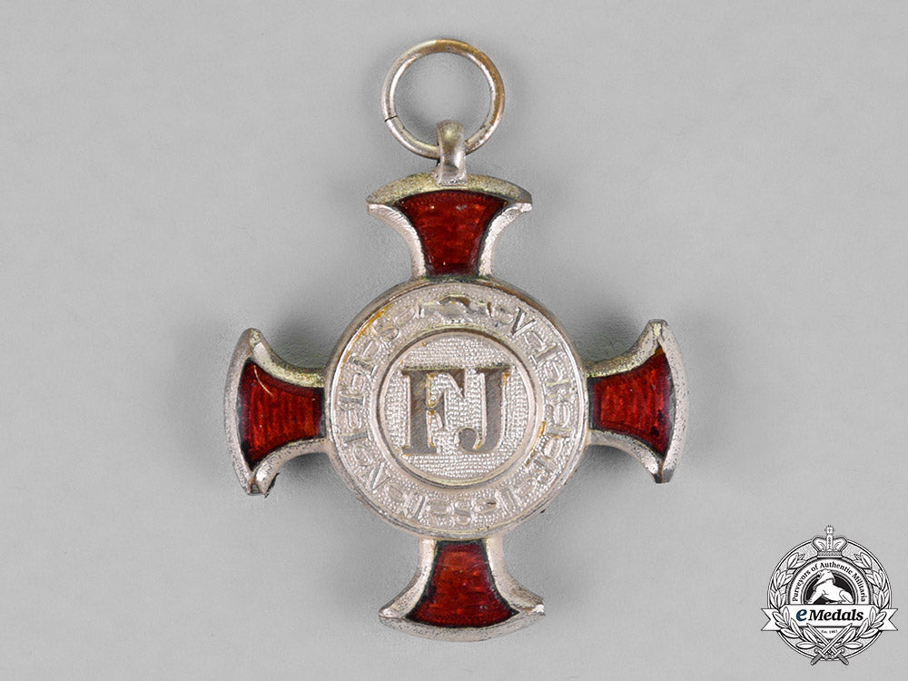 austria,_empire._two_merit_crosses,_c.1915_m18_7741
