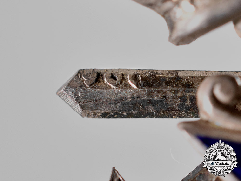 bavaria,_kingdom._an_order_of_military_merit,_fourth_class_with_swords_and_crown,_by_gebrüder_hemmerle,_c.1915_m18_7773