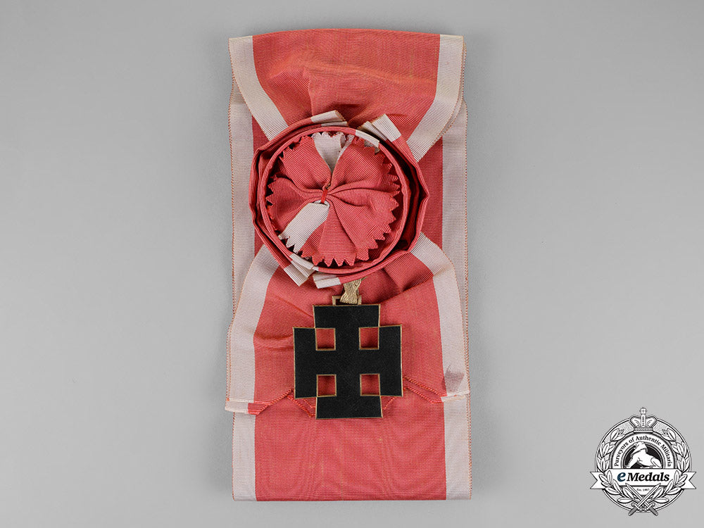 austria,_first_republic._an_order_of_merit,_grand_cross_set,_by_anton_reiterer_of_vienna_m18_7776_1_1_1_1_1_1_1_1_1_1_1_1