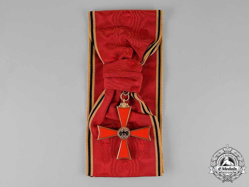 germany,_federal_republic._an_order_of_merit,1_st_class_grand_cross,_by_steinhauer&_luck,_c.1955_m18_7795