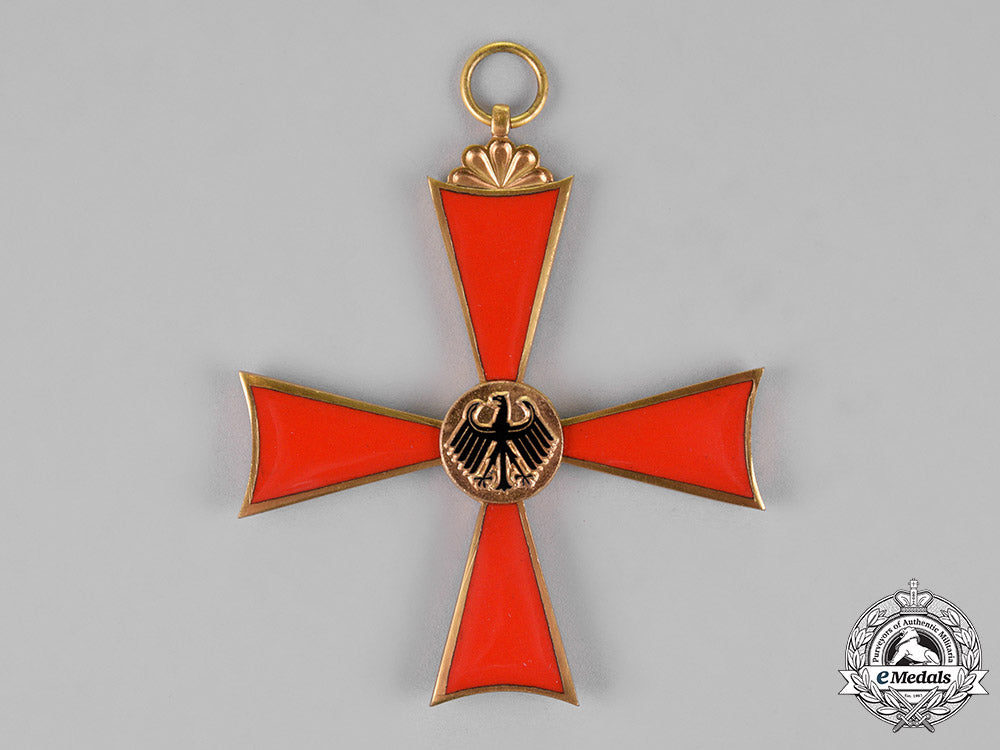 germany,_federal_republic._an_order_of_merit,1_st_class_grand_cross,_by_steinhauer&_luck,_c.1955_m18_7796
