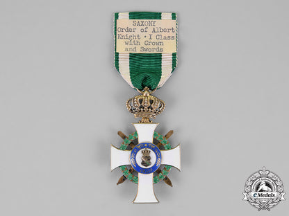 saxony,_kingdom._an_albrecht_order,_first_class_knight,_with_swords_and_crown,_c.1915_m18_7807