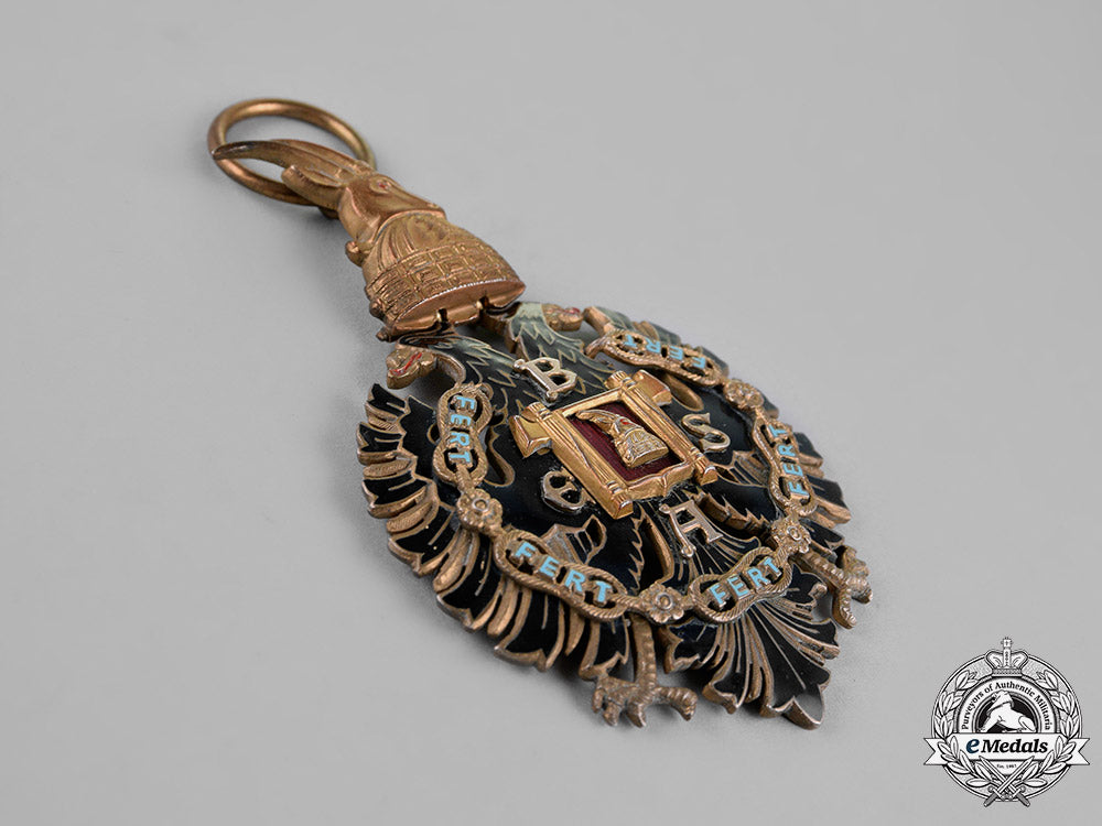 albania,_italian_protectorate._an_order_of_fidelity,_grand_cordon,_c.1942_m18_7862_1_1_1_1_1_1_1_1_1_1_1_1_1_1