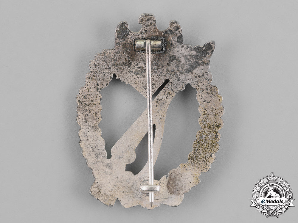 germany,_wehrmacht._an_infantry_assault_badge,_by_an_unknown_maker_m18_7995