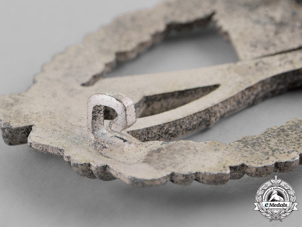 germany,_wehrmacht._an_infantry_assault_badge,_by_an_unknown_maker_m18_7998