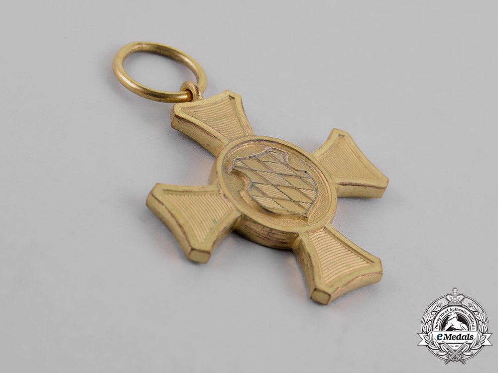 bavaria,_kingdom._a_military_long_service_cross,_first_class_for15_years_of_service_m18_8118