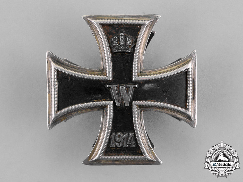 germany,_empire._a_fine_iron_cross1914_first_class;_screwback_version_m18_8174