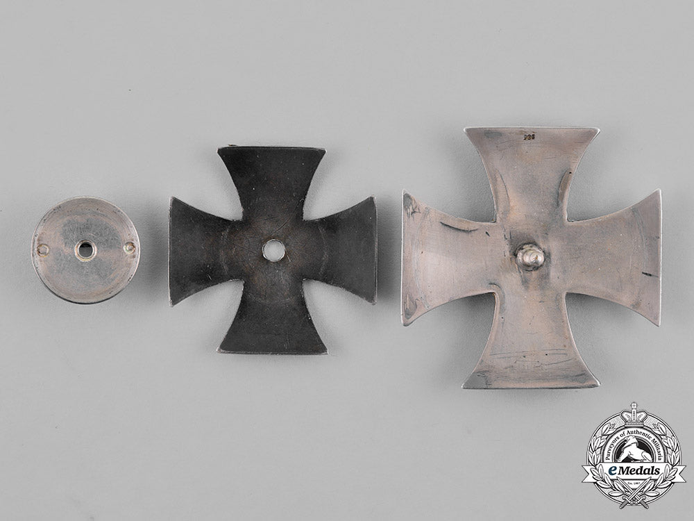germany,_empire._a_fine_iron_cross1914_first_class;_screwback_version_m18_8176