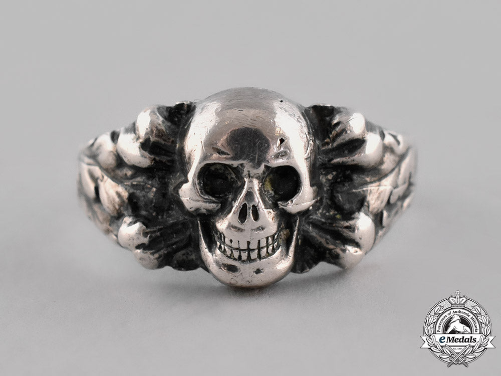 germany._silver"835"_skull_ring,_c.1935_m18_8182