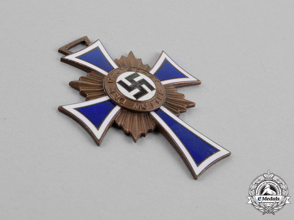 germany._a_cross_of_honour_of_the_german_mother,_bronze,_silver,_and_gold_class_m18_8251