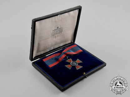 united_kingdom._a_first_war_royal_red_cross,_second_class_m18_8327