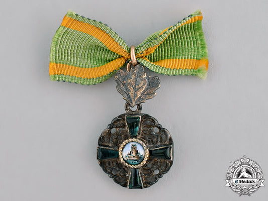 baden,_grand_duchy._a_miniature_order_of_the_zähringer_lion_with_oak_leaves,_c.1900_m18_8360