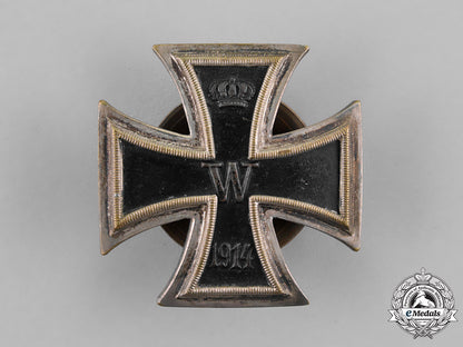 germany,_empire._an_unusual_iron_cross1914_first_class,_cased_m18_8444