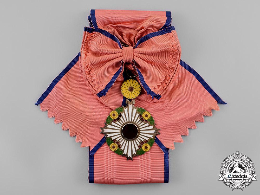 japan,_empire._a_supreme_order_of_the_chrysanthemum,_grand_cordon,_c.1900_m18_8521_1_1_1_1_1_1_1_1_1_1_1_1_1_2