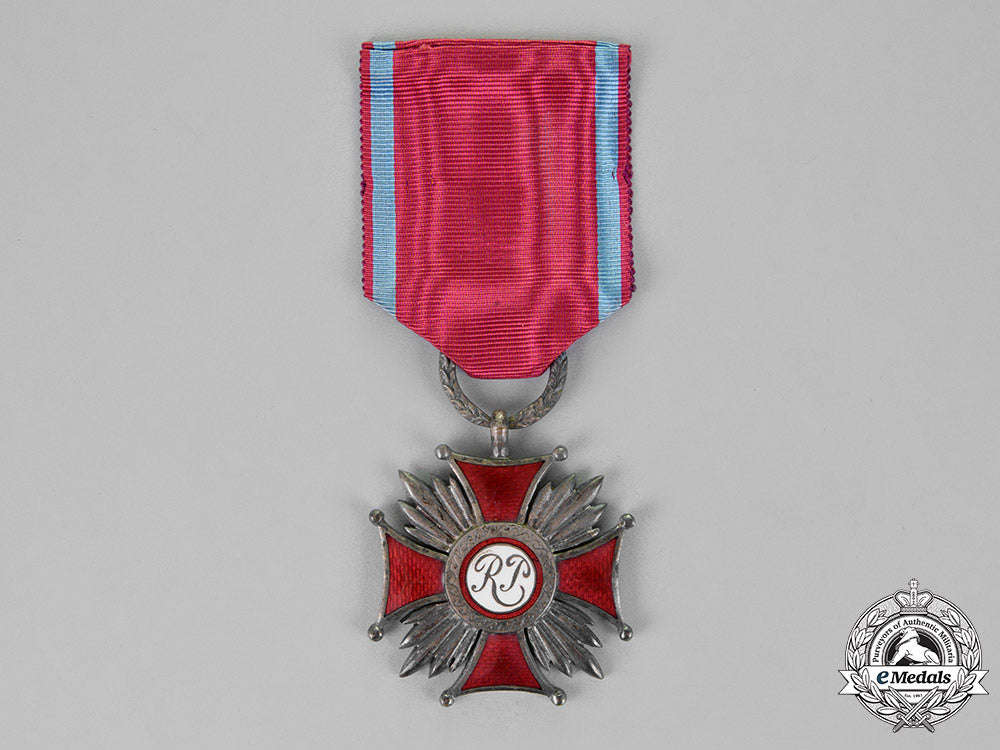 poland,_republic._a_cross_of_merit,2_nd_class,_numbered_m18_8586