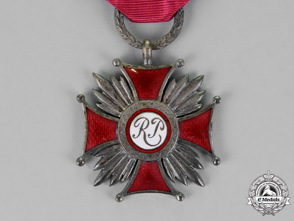 poland,_republic._a_cross_of_merit,2_nd_class,_numbered_m18_8587