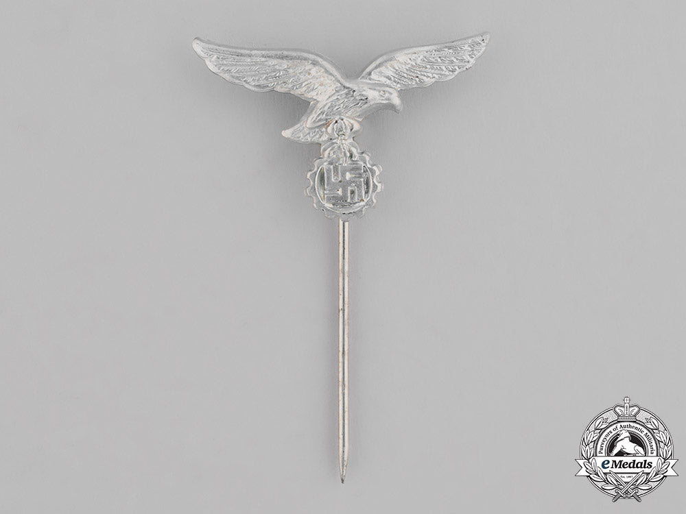 germany._a_civilian_luftwaffe_flak_helper’s_stick_pin_m18_8749