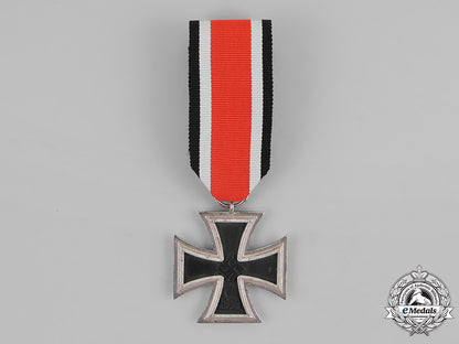 germany._an_iron_cross1939_second_class,_by_wilhelm_deumer_m18_8906