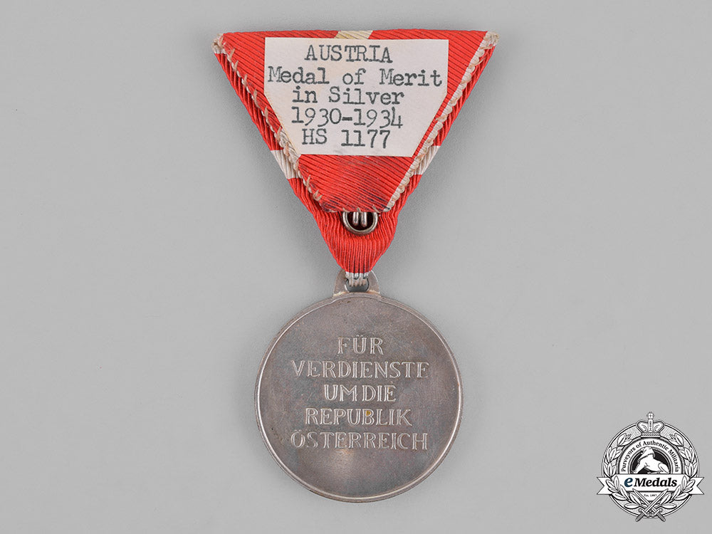austria,_republic._a_merit_medal,_silver_grade_m18_9018