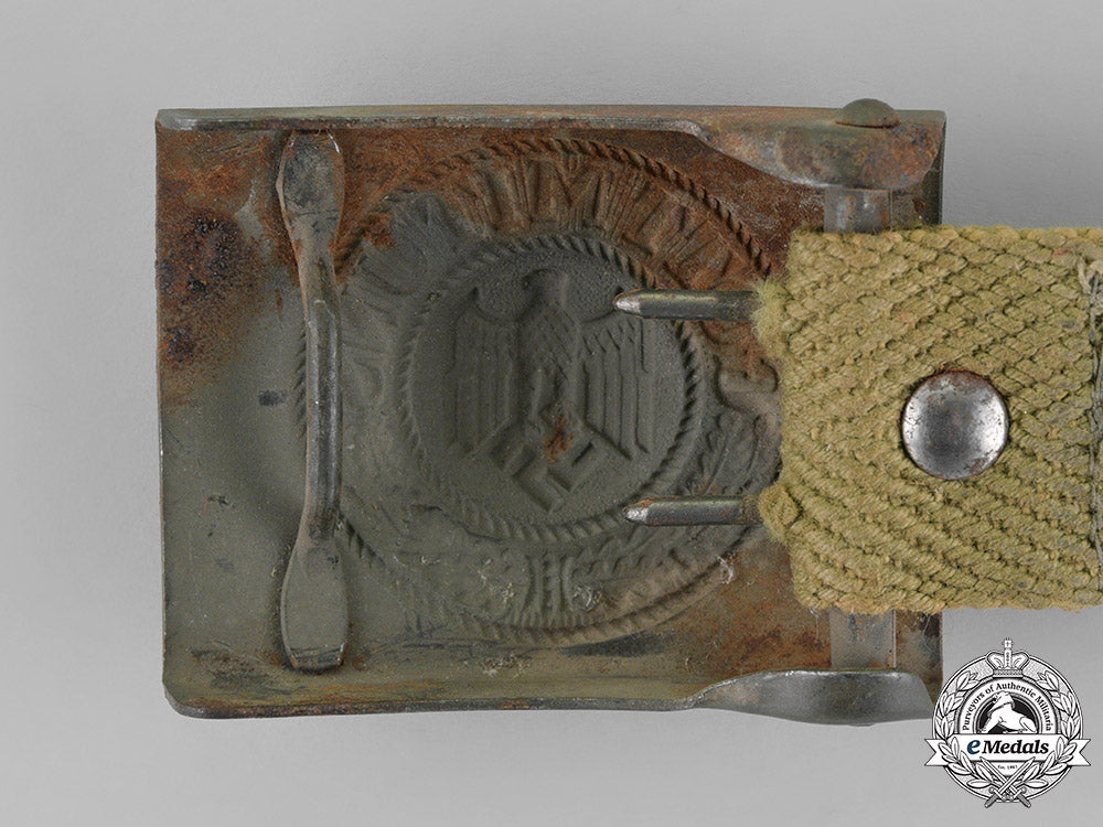 germany,_wehrmacht._an_africa_corps_standard_issue_belt_buckle_m18_9138