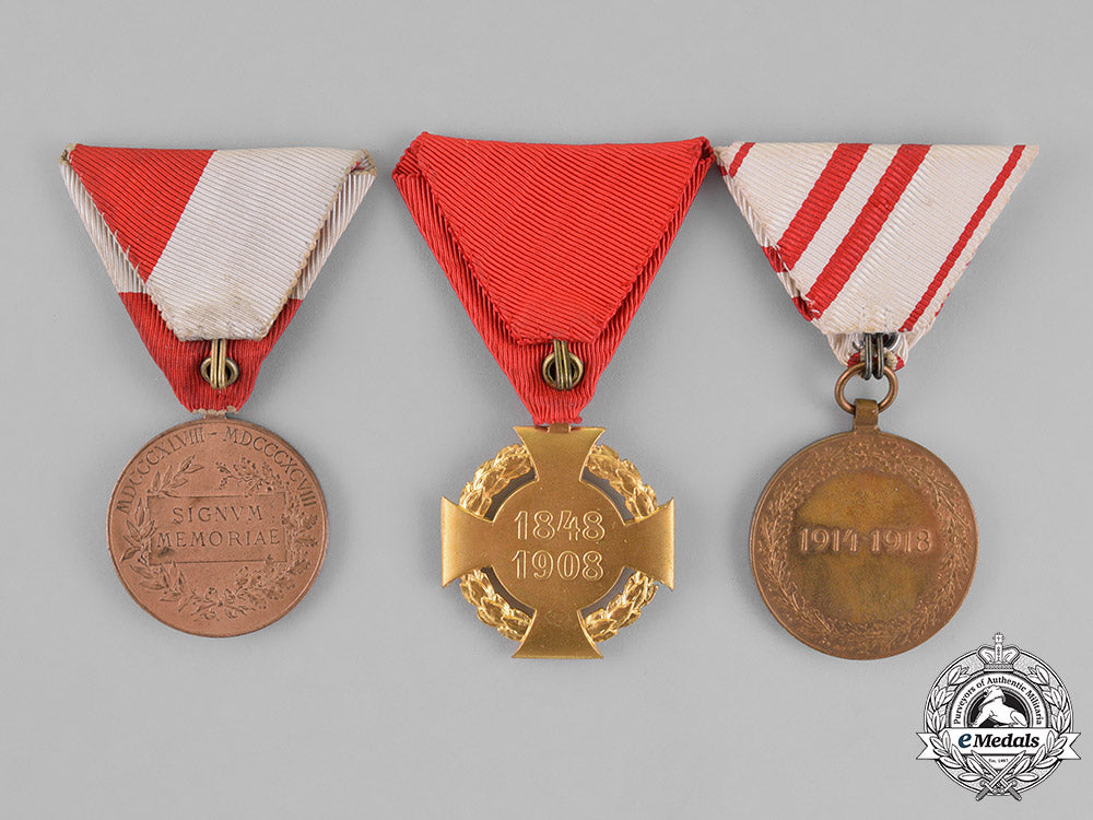 austria._three_commemorative_medals_m18_9233