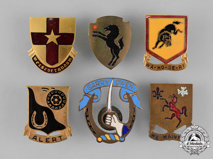 united_states._a_lot_of_twenty-_six_cavalry_and_artillery_regimental_insignia_badges_m18_9300