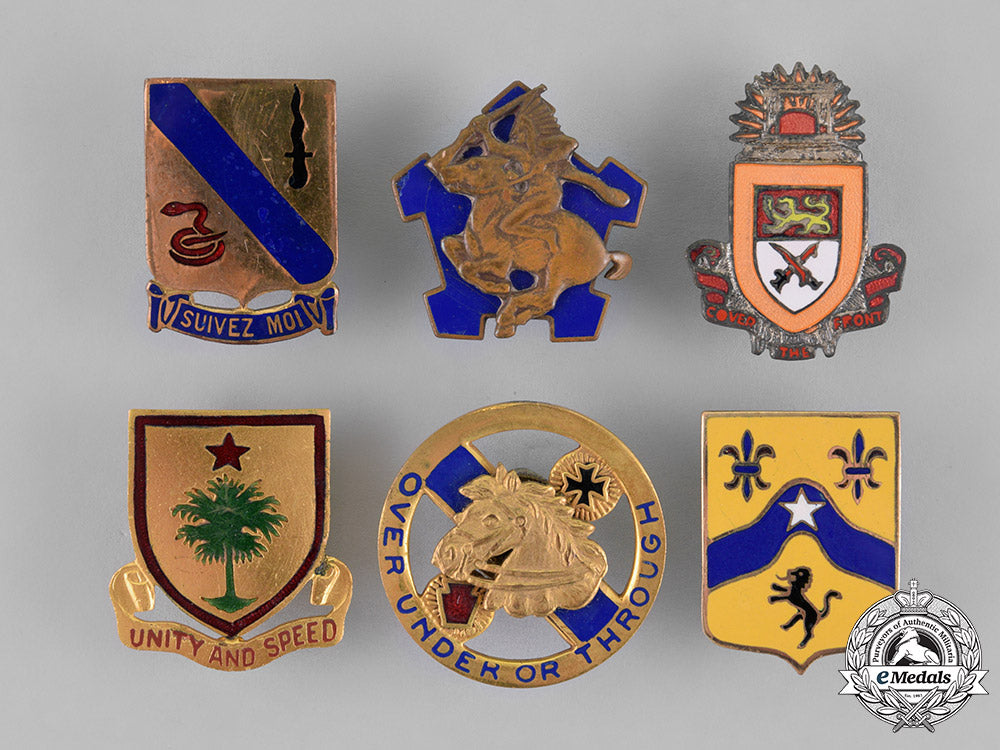 united_states._a_lot_of_twenty-_six_cavalry_and_artillery_regimental_insignia_badges_m18_9302