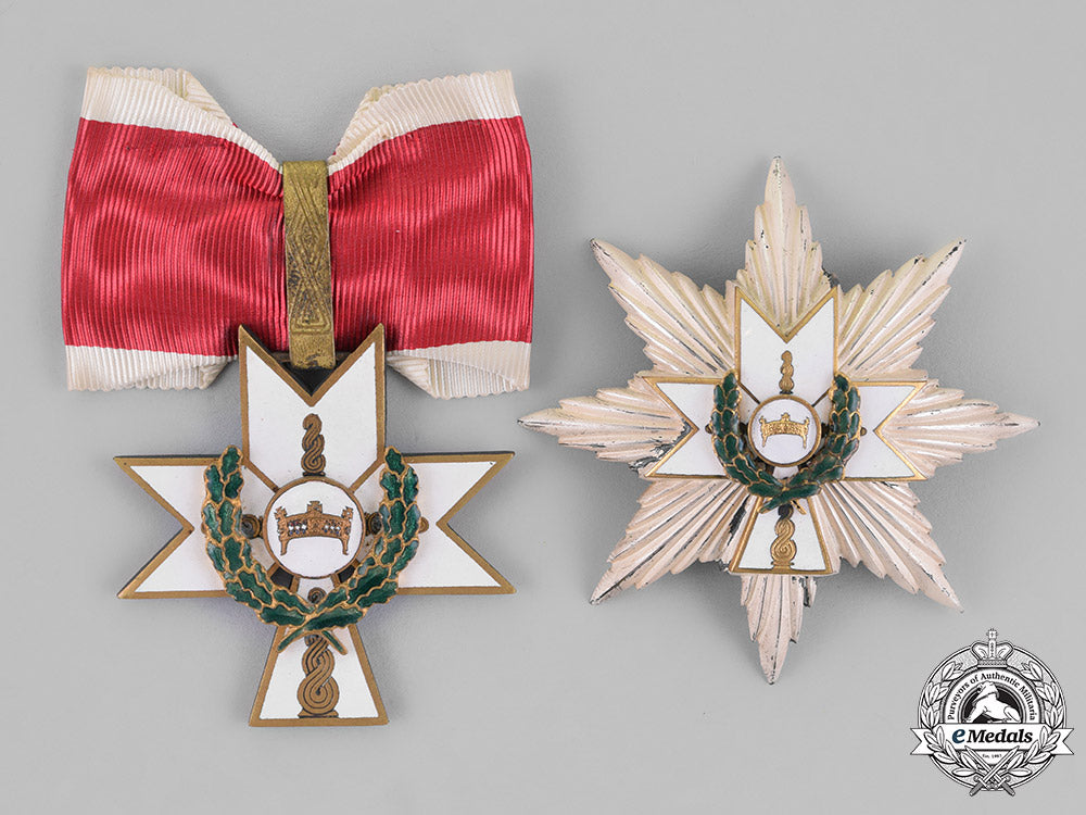 croatia,_independent_state._an_order_of_king_zvonimir,1_st_class_grand_officer_with_oak_leaves,_by_braća_knaus,_c.1941_m18_9394