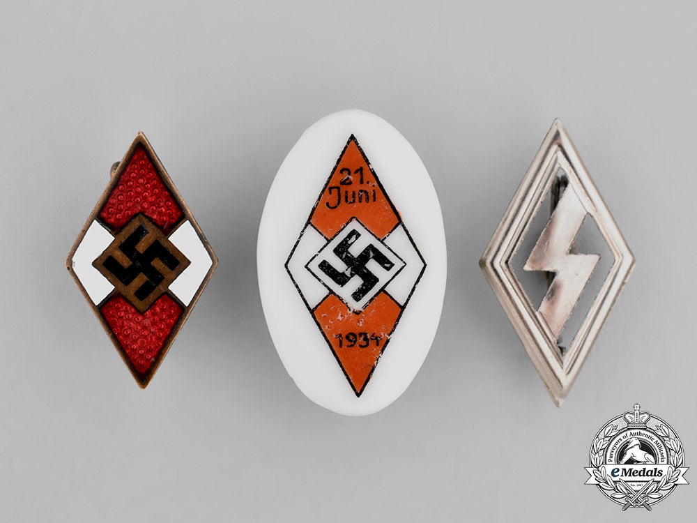 germany._three_hj_and_dj_badges_m18_9482