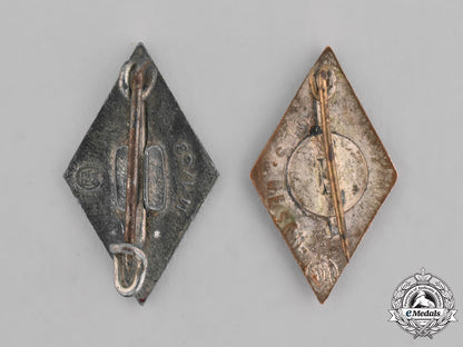 germany._two_hj_supporter’s_badges_m18_9493