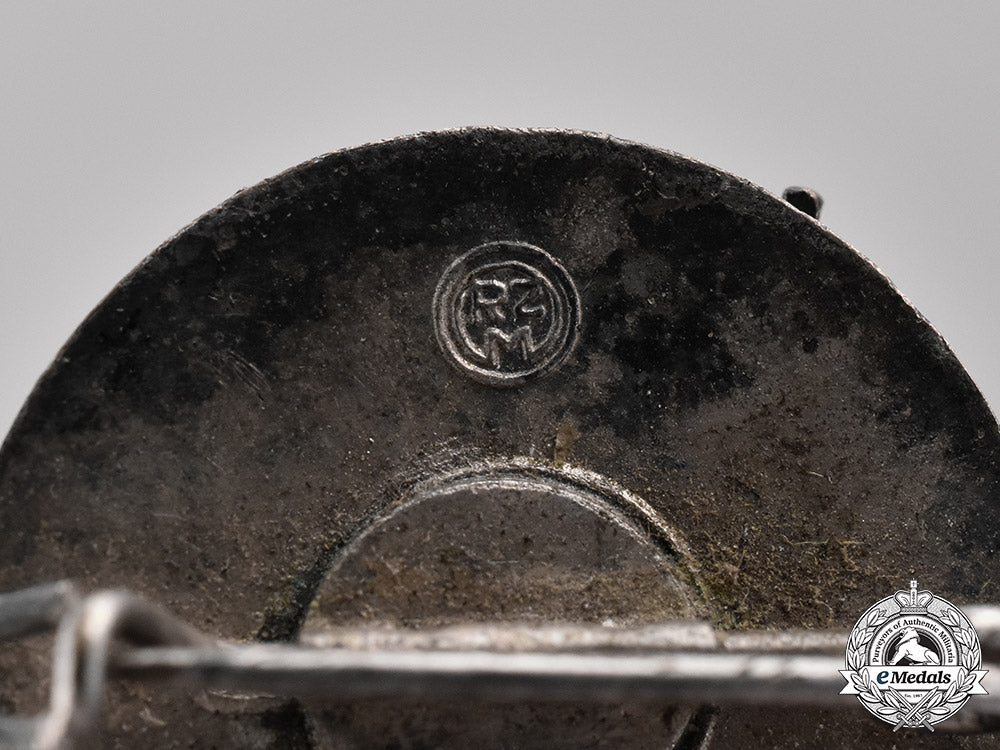germany._a_dj_marksmanship_badge,_by_deschler&_sohn_m18_9509