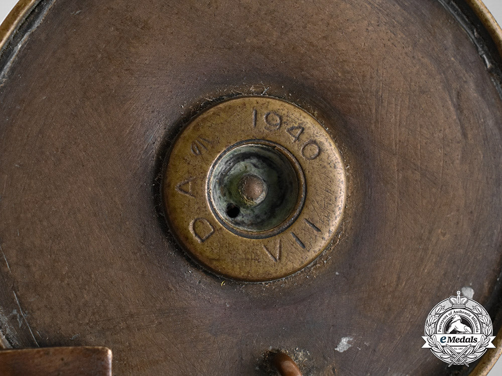 canada,_commonwealth._a_depth_charge_thrower_model_with_letter_m18_9522