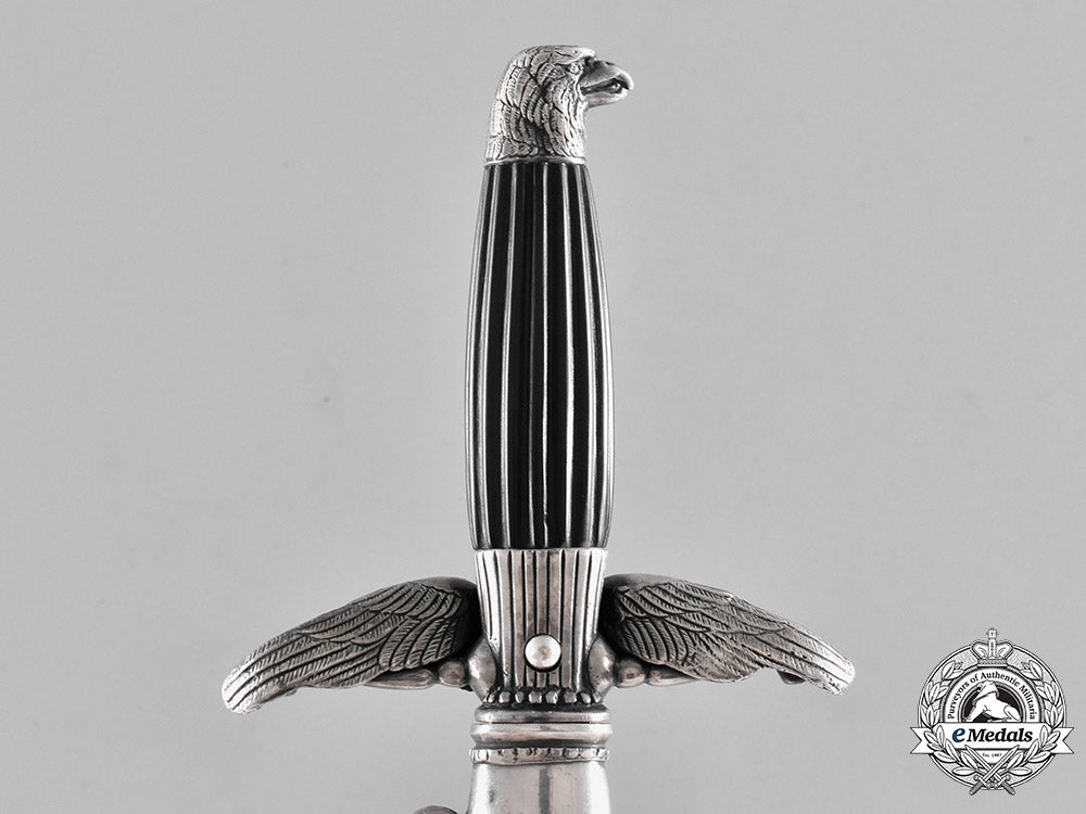 hungary,_kingdom._a1940_dated_hungarian_pilot's_dress_dagger_m18_9546_1_1_1