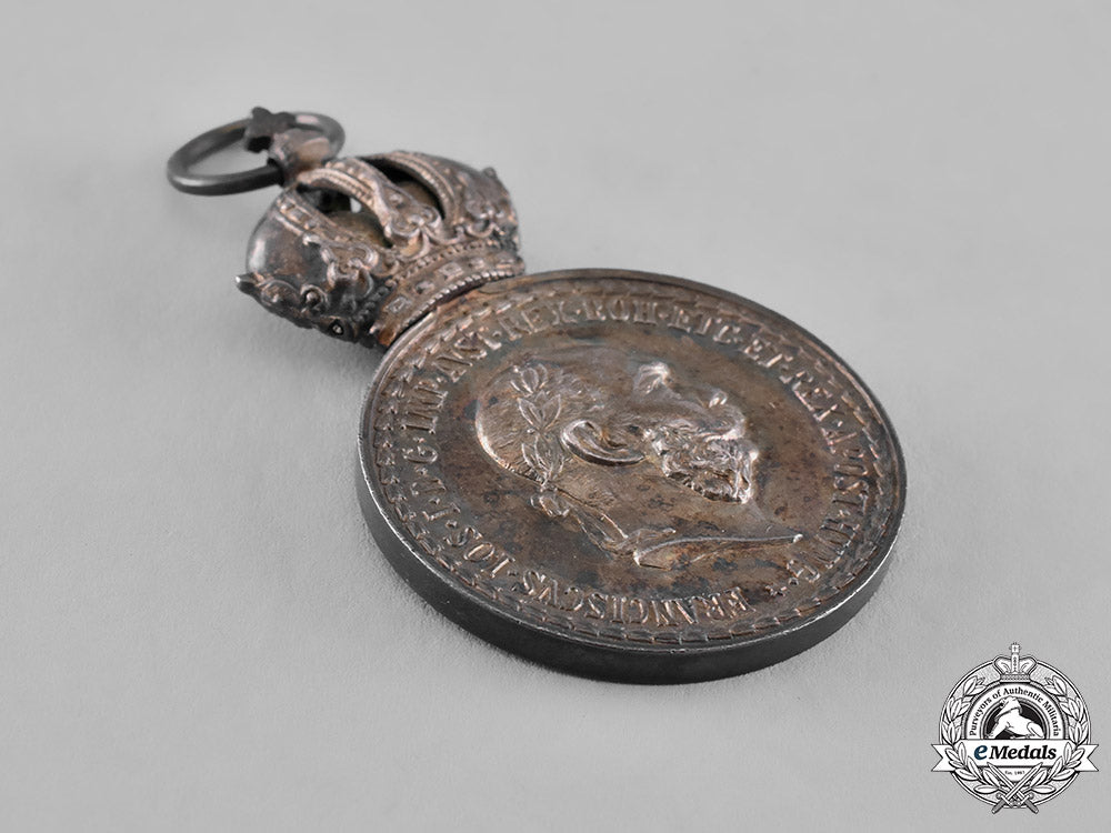 austria,_imperial._a_military_merit_medal,_silver_grade,_franz_joseph_m18_9595