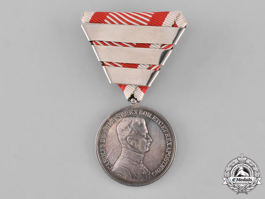 austria,_imperial._a_silver_bravery_medal,_first_class,_fourth_award,_c.1917_m18_9620