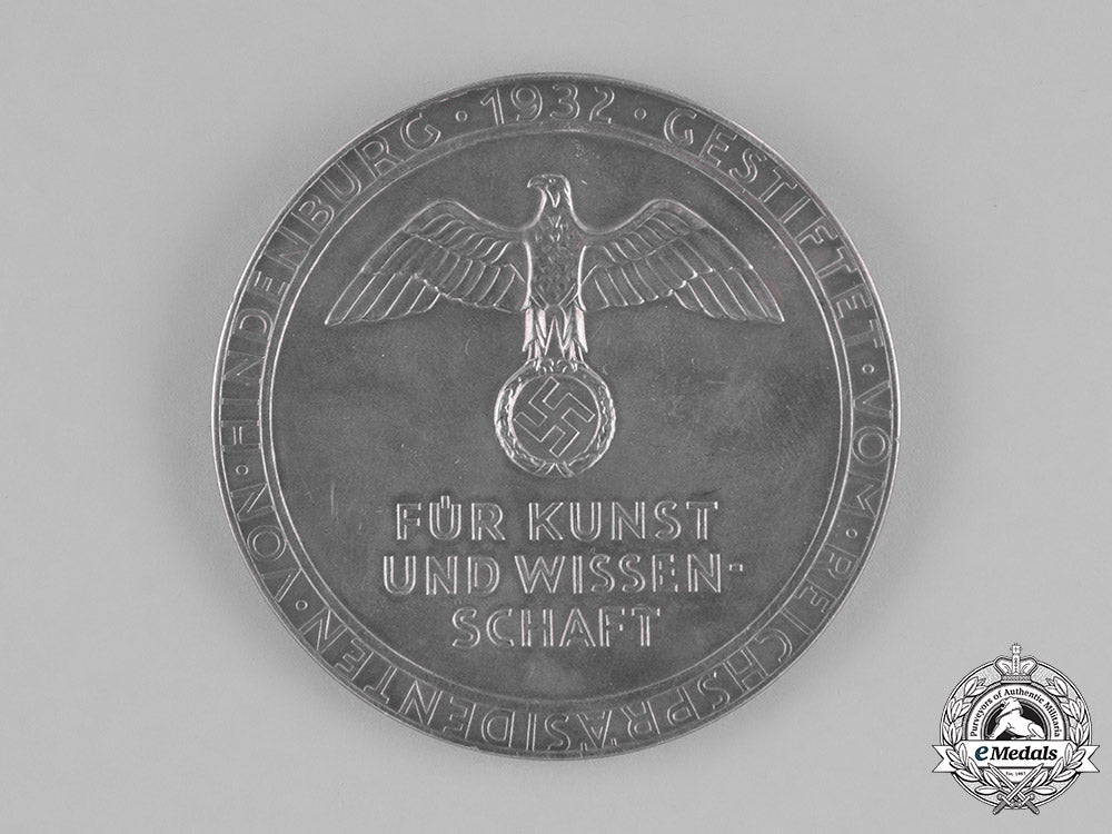 germany._a1932_goethe_medal_for_arts_and_science_in_silver_m18_9645_1