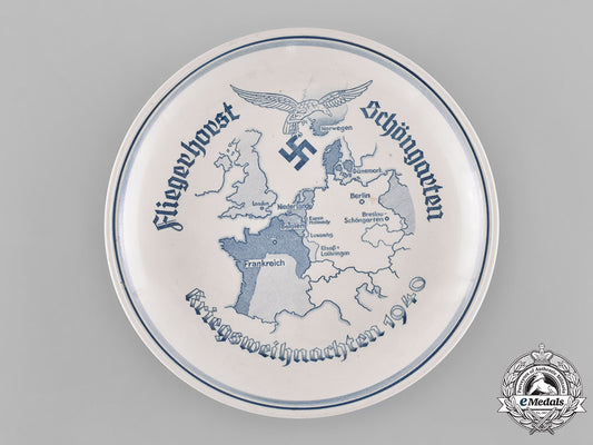 germany,_luftwaffe._a_schöngarten_military_airport_christmas_plate,1940_m18_9657