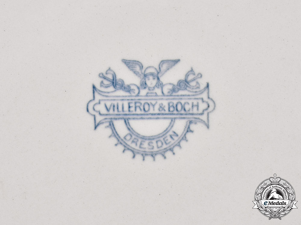 germany,_luftwaffe._a_schöngarten_military_airport_christmas_plate,1940_m18_9660