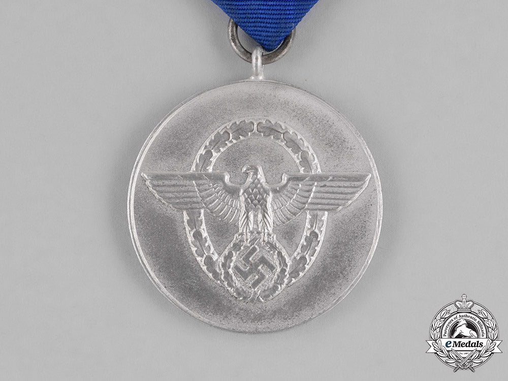 germany._a8-_year_long_service_medal_m18_9676