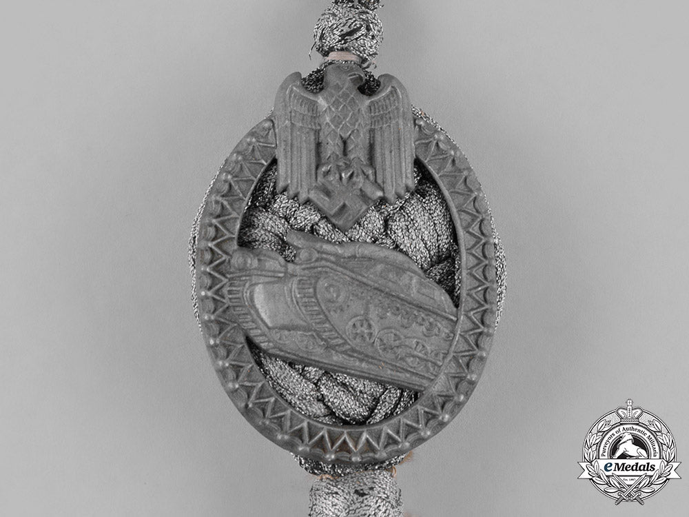 germany,_wehrmacht._a_panzer_marksmanship_lanyard,_grade_i_m18_9698