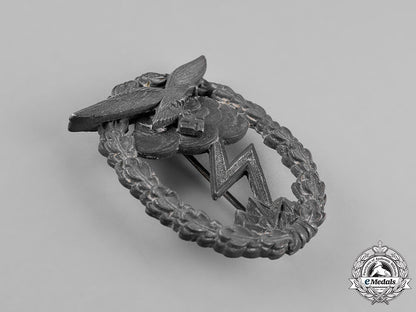 germany,_luftwaffe._a_ground_assault_badge_by_gustav_brehmer_m18_9749