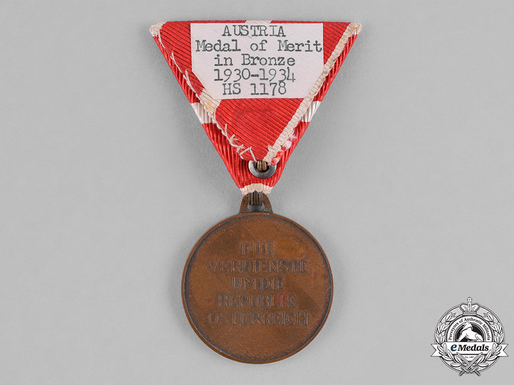 austria,_first_republic._a_military_merit_medal,_bronze_grade_m18_9893_1_1