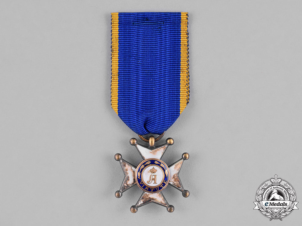 nassau._an_order_of_adolph_in_gold,_knight’s_cross,_c.1860_m18_9897