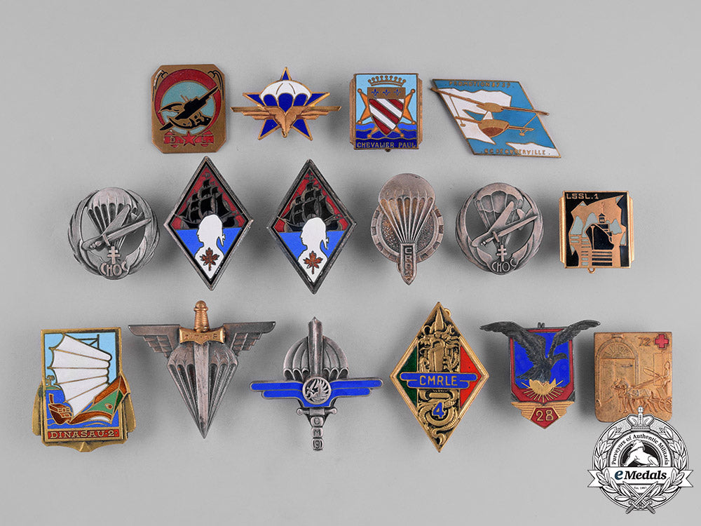 france,_republic._sixteen_french_military_insignia_badges_m18_9958_1