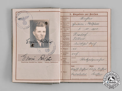 germany,_heer._a_lot_of_three_second_war_period_wehrpässe_m19_0127
