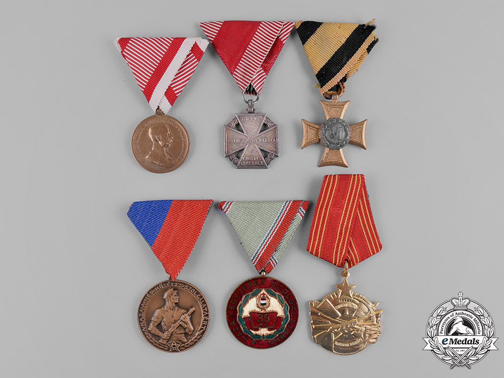 europe._a_lot_of_six_awards&_decorations_m19_0429