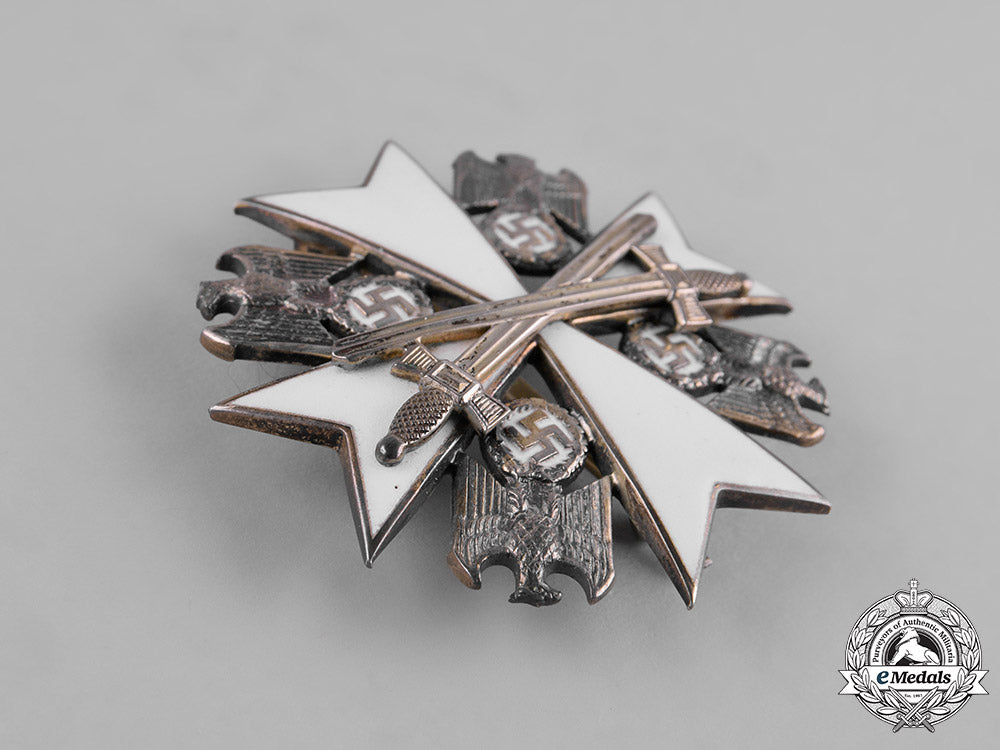 germany,_third_reich._an_order_of_the_german_eagle,_ii_class_with_swords,_by_gebrüder_godet_m19_0445