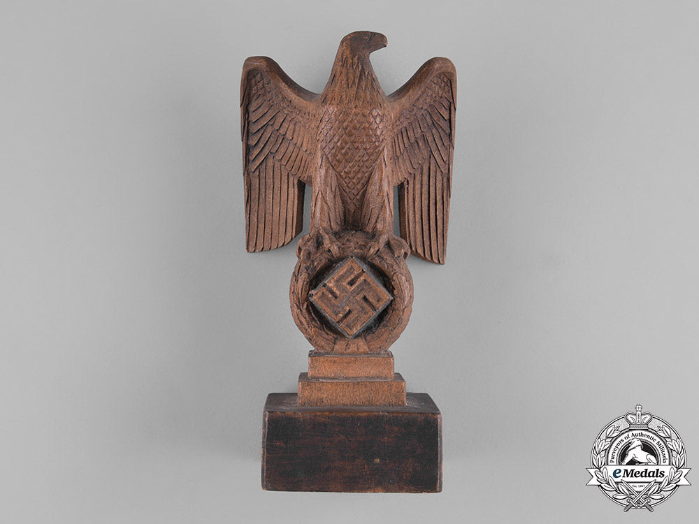 germany,_nsdap._a_german_national_eagle_statue,_party_member_karl_waidhas_m19_0467