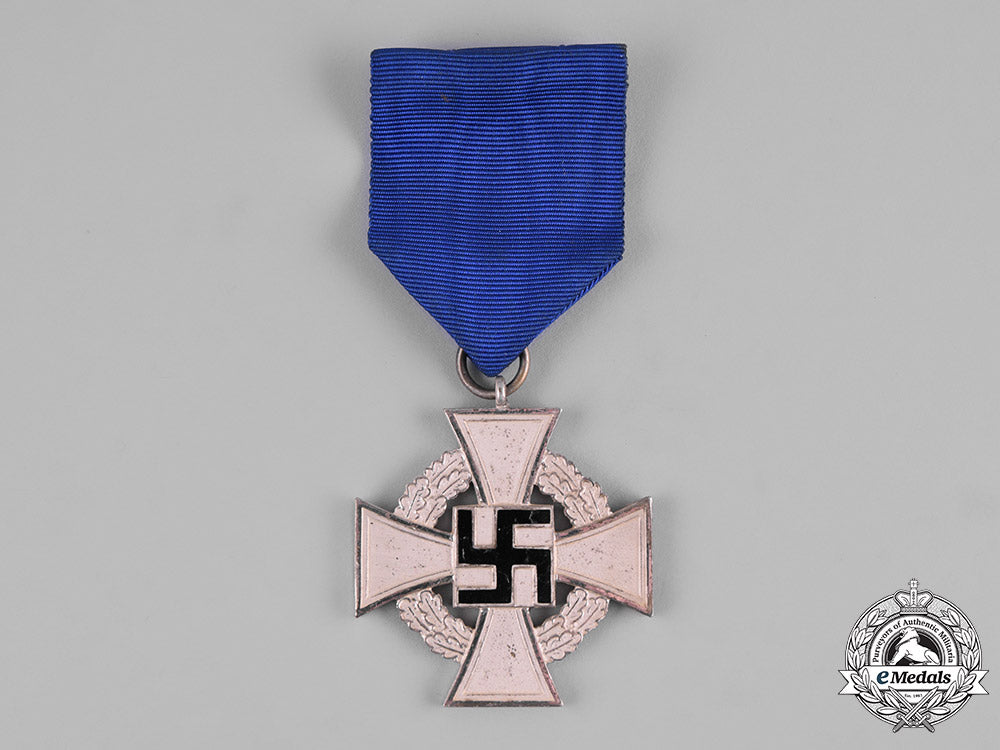 germany,_third_reich._a25-_year_faithful_service_cross,_nsdap_party_member_karl_waidhas_m19_0470