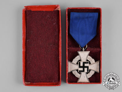 germany,_third_reich._a25-_year_faithful_service_cross,_nsdap_party_member_karl_waidhas_m19_0475
